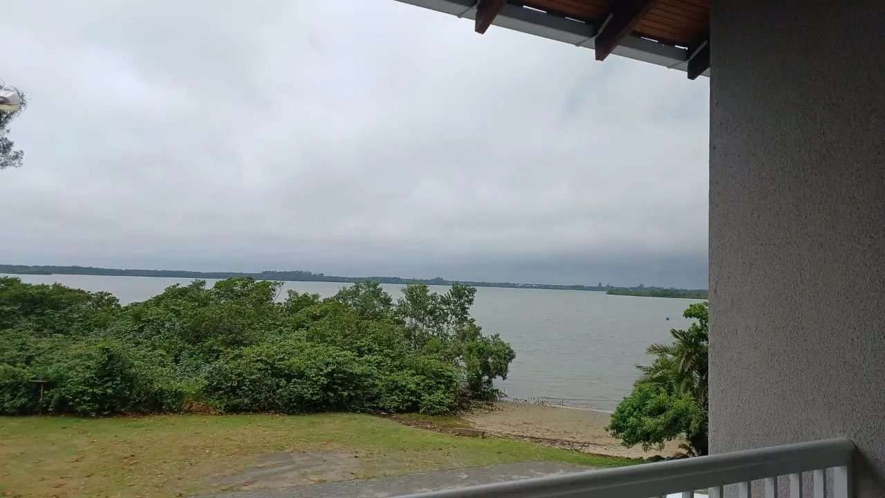 Vista da sacada para a baía